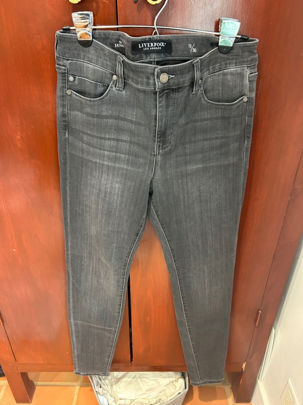 Liverpool Women's Ankle Skinny Jeans in Faded Black